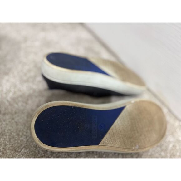 Rothy's The Sneaker Women’s 8.5 Slip On Woven Comfort Loafer Gray - Picture 5 of 7